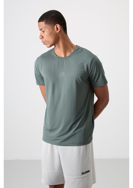 Haki Polyester Nefes Alan Dokulu İnce Esnek Standart Fit Erkek Performans T-Shirt - 88387