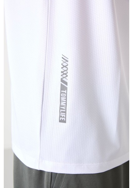 Beyaz Polyester Nefes Alan Dokulu İnce Esnek Standart Fit Erkek Performans T-Shirt - 88388