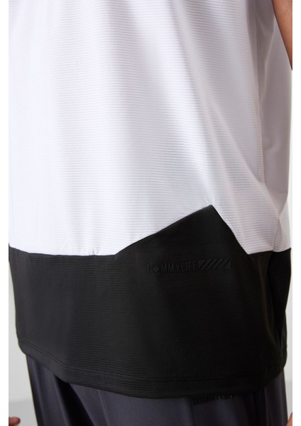 Beyaz Polyester Nefes Alan Dokulu İnce Esnek Standart Fit Erkek Performans T-Shirt - 88383