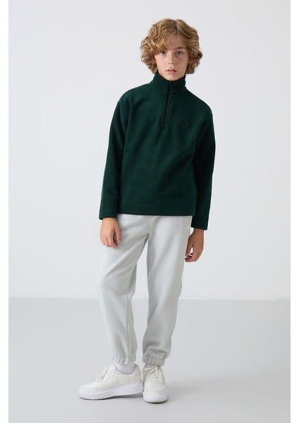 Çam Yeşil Kalın Yumuşak Dokulu Standart Fit Nakışlı Polar Erkek Çocuk sweatshirt - 11221