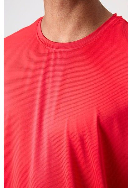 Kırmızı Polyester Nefes Alan Dokulu İnce Esnek Standart Fit Erkek Performans T-Shirt - 88383