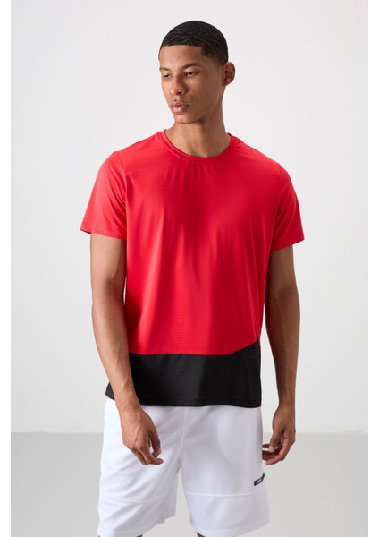 Kırmızı Polyester Nefes Alan Dokulu İnce Esnek Standart Fit Erkek Performans T-Shirt - 88383