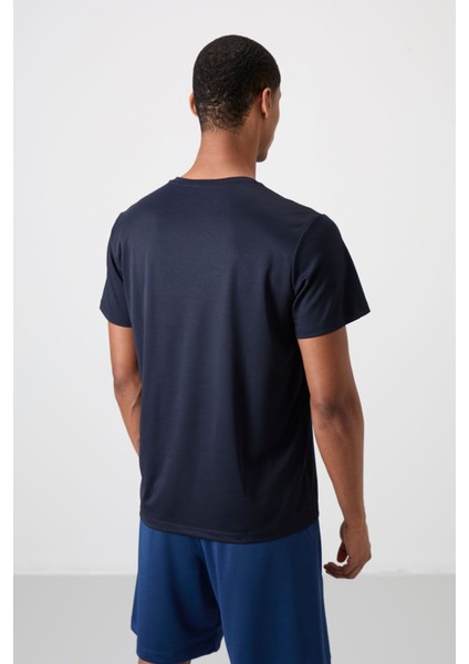 Lacivert Polyester Nefes Alan Dokulu İnce Esnek Standart Fit Erkek Performans T-Shirt - 88385