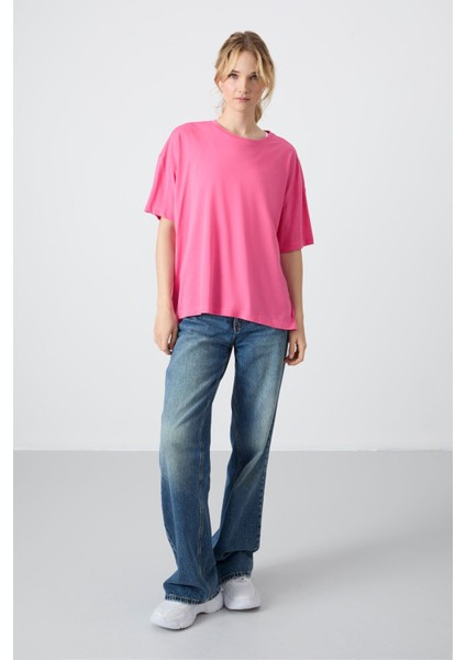 Şeker Pembe Penye Modal Yumuşak Tuşeli Oversize Fit Basic Kadın T-Shirt- 97285