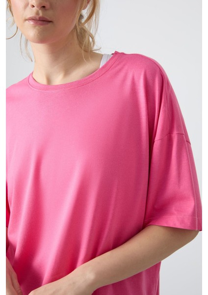 Şeker Pembe Penye Modal Yumuşak Tuşeli Oversize Fit Basic Kadın T-Shirt- 97285