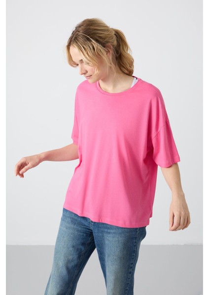 Şeker Pembe Penye Modal Yumuşak Tuşeli Oversize Fit Basic Kadın T-Shirt- 97285