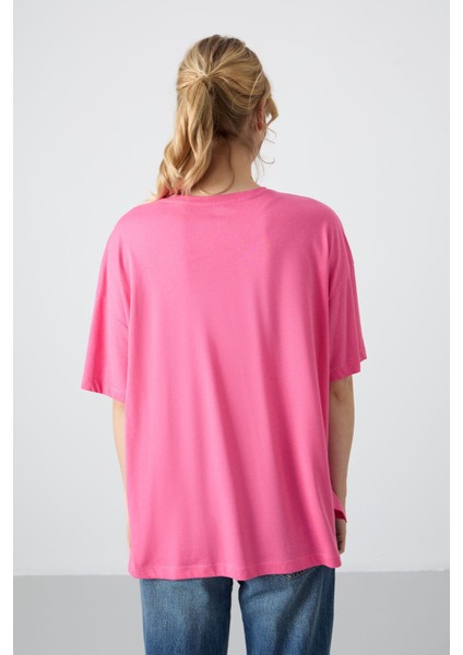 Şeker Pembe Penye Modal Yumuşak Tuşeli Oversize Fit Basic Kadın T-Shirt- 97285