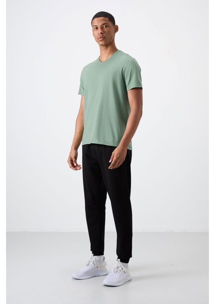 Açık Yeşil Basic Kısa Kol Standart Kalıp V Yaka Erkek T-Shirt - 87912
