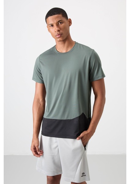 Haki Polyester Nefes Alan Dokulu İnce Esnek Standart Fit Erkek Performans T-Shirt - 88383