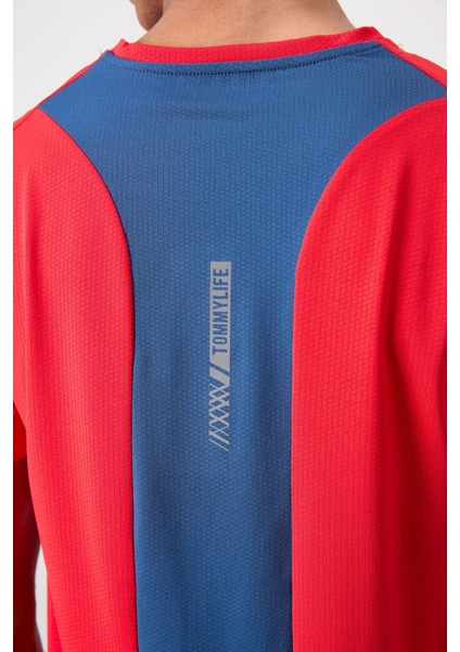 Tommy Life Kırmızı Polyester Nefes Alan Dokulu Ince Esnek Standart Fit Erkek Performans T-Shirt - 88387