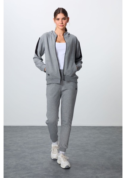 Gri Melanj Kompakt Pamuklu Kalın Pürüzsüz Dokulu Kapüşonlu Oversize Fit Kadın Eşofman Takım - 95343