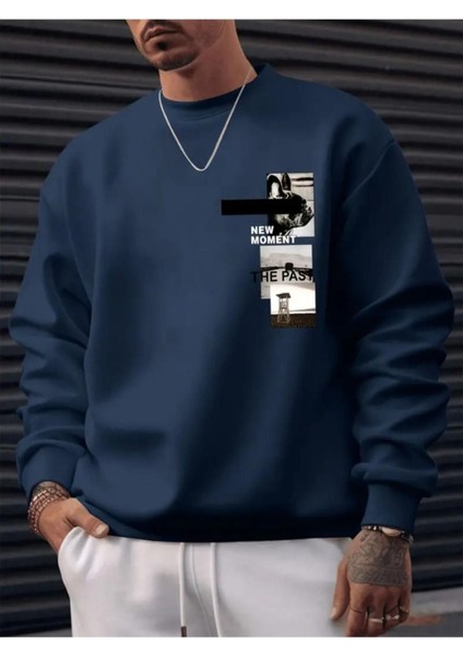 Erkek Lacivert New Moment The Post Baskılı Bsiklet Yaka Sweatshirt
