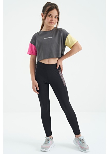 Koyu Gri Yazı Baskılı O Yaka Düşük Omuzlu Oversize Kız Çocuk T-Shirt - 75130