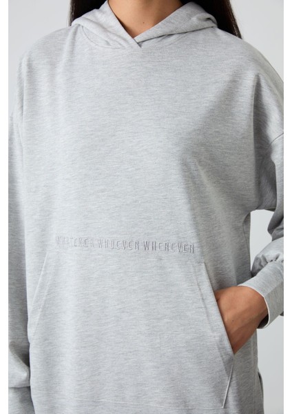 Gri Melanj Balon Kol Yazı Nakışlı Kadın Oversize Tunik Sweatshirt - 97163