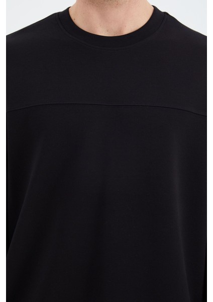 Tommy Life Siyah O Yaka Ön Dikiş Detaylı Basic Rahat Kalıp Erkek Sweatshirt - 88270