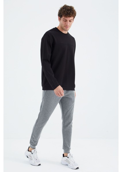 Tommy Life Siyah O Yaka Ön Dikiş Detaylı Basic Rahat Kalıp Erkek Sweatshirt - 88270