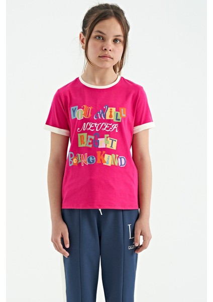 Fuşya Renkli Yazı Detaylı O Yaka Rahat Form Kız Çocuk T-Shirt - 75109