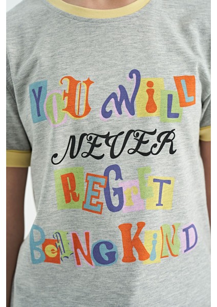 Gri Melanj Renkli Yazı Detaylı O Yaka Rahat Form Kız Çocuk T-Shirt - 75109