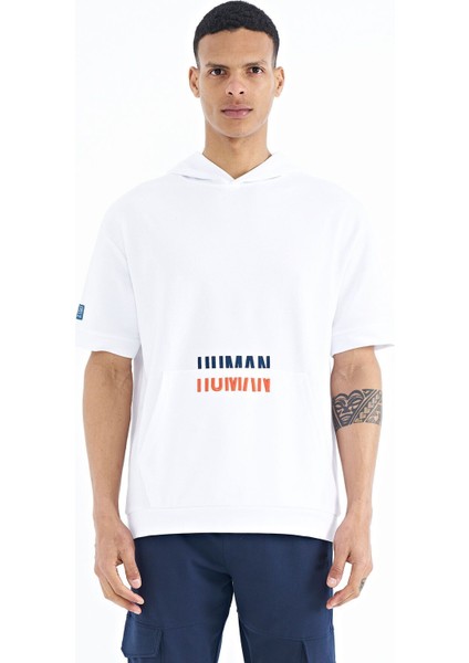 Tommy Life Beyaz Kanguru Cepli Yazı Nakışlı Kapüşonlu Erkek T-Shirt - 88195