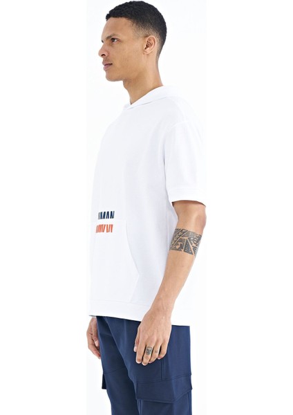 Tommy Life Beyaz Kanguru Cepli Yazı Nakışlı Kapüşonlu Erkek T-Shirt - 88195