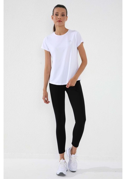 Tommy Life Beyaz Kadın Basic Kısa Kol Standart Kalıp O Yaka T-Shirt - 97144 fırsatları