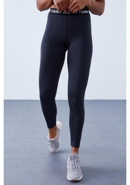 Tommy Life Antrasit Kadın Yüksek Bel Yazı Kemerli Slim Fit Dar Paça Tayt - 94546 fırsatları