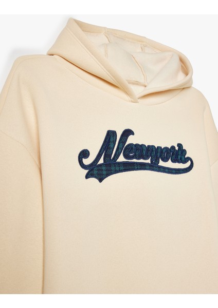 Kapşonlu Sweatshirt Şehir Temalı Baskı Detaylı Uzun Kollu Şardonlu modelleri