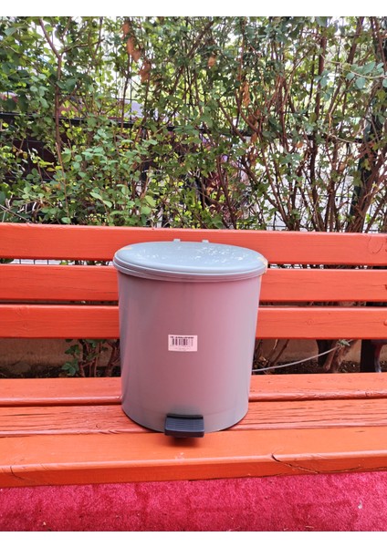 Pedallı Plastik Çöp Kovası Içi Kovalı 10 Litre