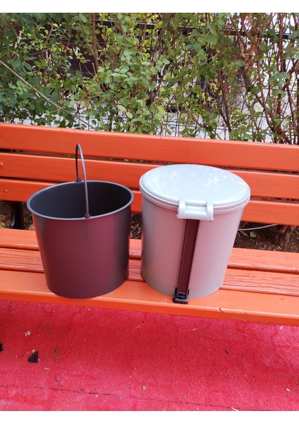 Pedallı Plastik Çöp Kovası Içi Kovalı 10 Litre fırsatları