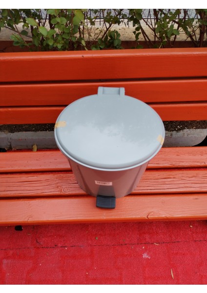 Pedallı Plastik Çöp Kovası Içi Kovalı 5 Litre modelleri