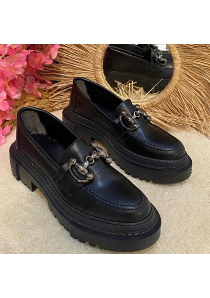 Kadın Tokalı Yüksek Taban Loafer L-0187