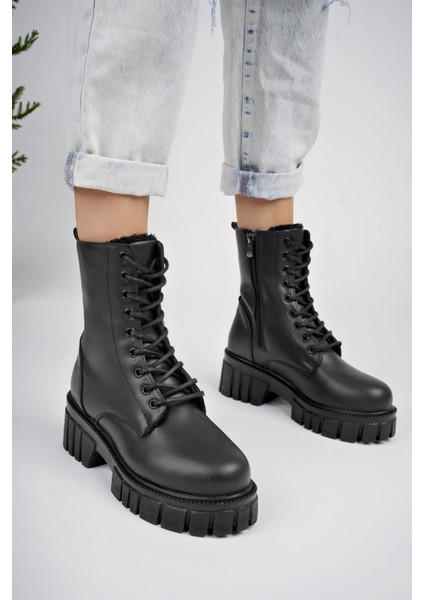 Just Kalın Taban Fermuarlı Bağcıklı Kadın Postal Bot modelleri