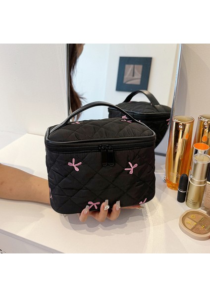 Yeni Işlemeli Makyaj Çantası (Yurt Dışından)
