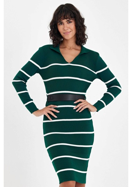 Kadın Haki Çizgili V Yaka Kemerli Diz Boyu Triko Elbise