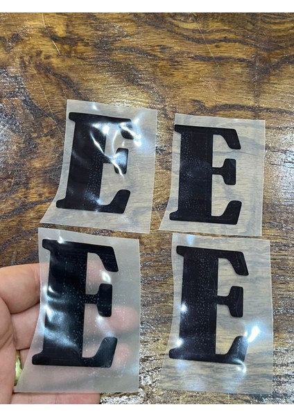 4 Adet Siyah Ütü İle Yapışan E Harfi Transfer Baskı Arma Harf 6 x 4 cm