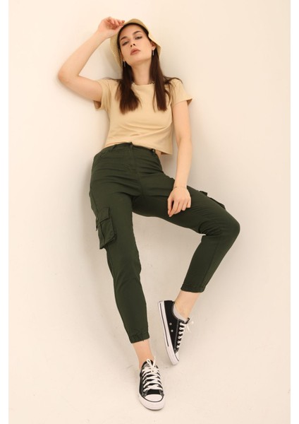 Jogger Rahat Kalıp Paça Lastikli Kargo Cepli Gabardin Kadın Pantolon modelleri