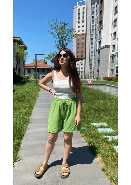 Fıstık Yeşili Beli Lastikli Ip Detaylı Pamuk Şort fırsatları