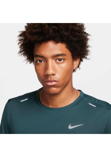 CZ9184 328 Nike Dri Fit Rise 365 Ss Erkek Yeşil Spor T-Shirt