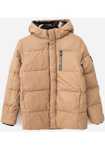 Essential Puffer Jacket