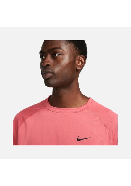 DV9815 655NIKE Dri-Fit Ready Fitness Training Short-Sleeve Spor Pembe Erkek T-Shirt indirimleri