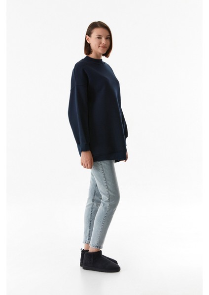 Basic Bisiklet Yaka Oversize Sweatshirt indirimleri