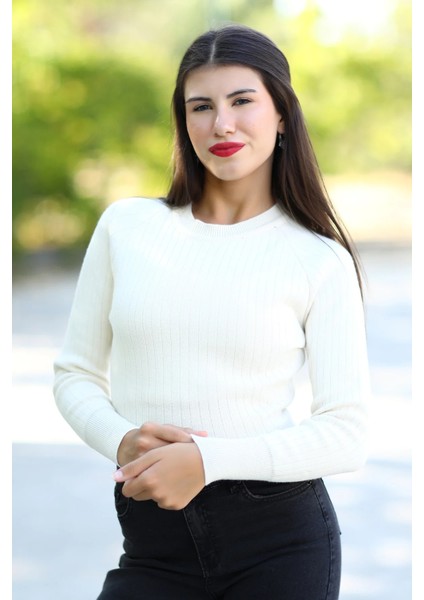 Kadın Bej Fitilli Crop Triko Kazak Kısa Model Akrilik Kumaş Ribanalı - 3122