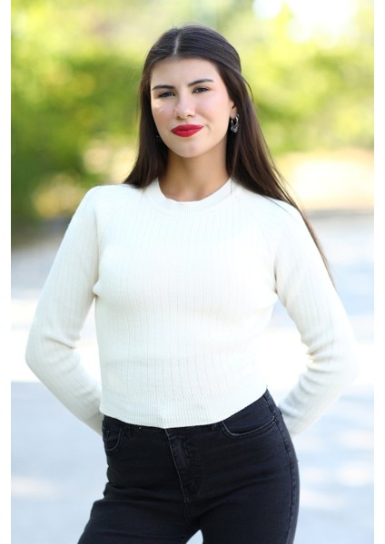 Kadın Bej Fitilli Crop Triko Kazak Kısa Model Akrilik Kumaş Ribanalı - 3122