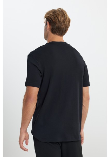 %100 Pamuk Modern Fit Normal Kesim Bisiklet Yaka Tişört