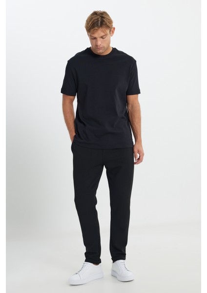 Standart Fit Normal Kesim Cepli Esnek Örme Pantolon
