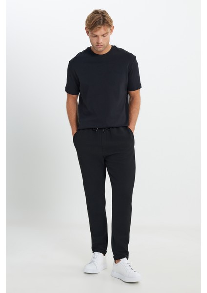 Standart Fit Normal Kesim Cepli Esnek Örme Pantolon