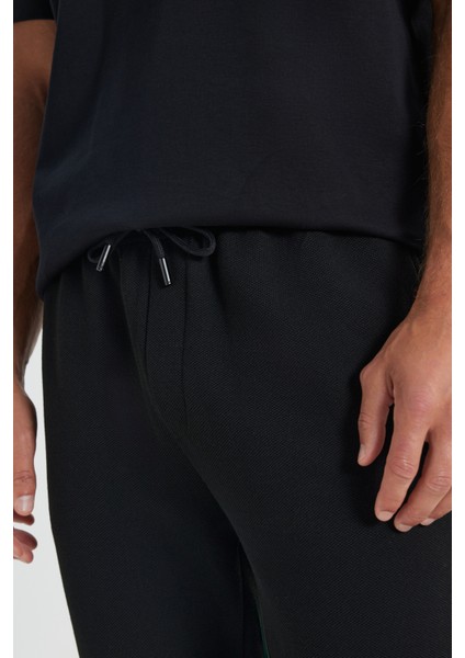 Standart Fit Normal Kesim Cepli Esnek Örme Pantolon