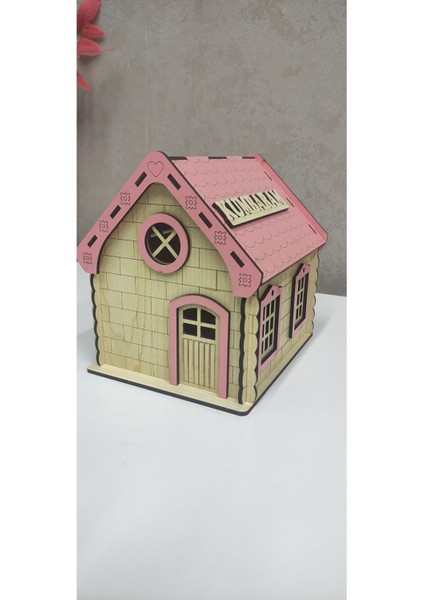 Büyük pembe ahşap ev kumbara, şık ve kullanışlı ofis dekoru için ideal