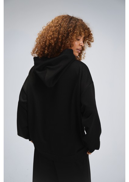 Kadın Timeless Oversize Siyah Hoodie Sweatshirt modelleri