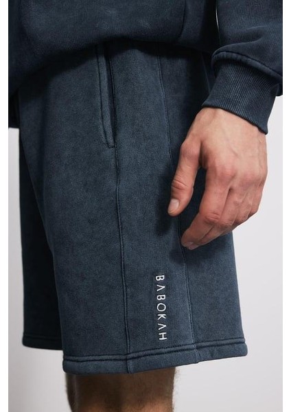Eskitme Efektli Comfort Fit Şort fırsatları